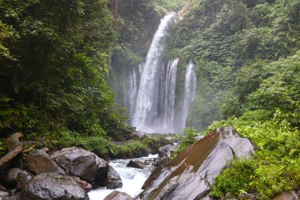 Air Terjun Tiu Kelep