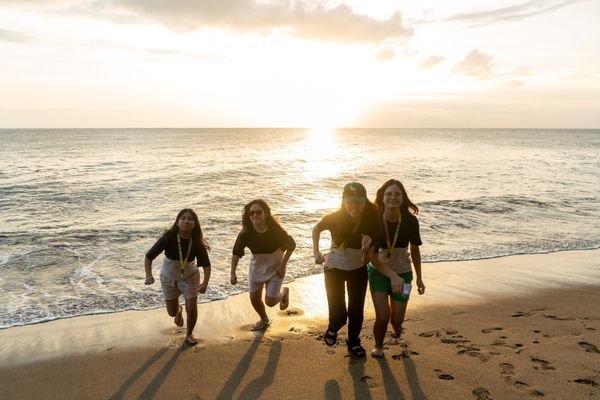 wisata pantai lombok