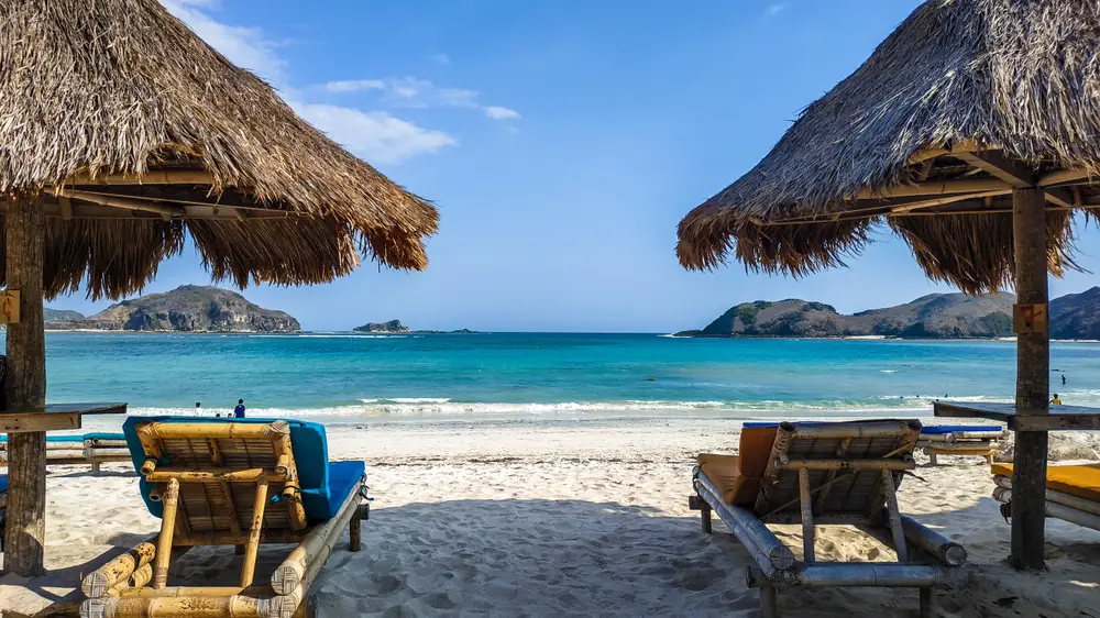 paket tour lombok dari malang