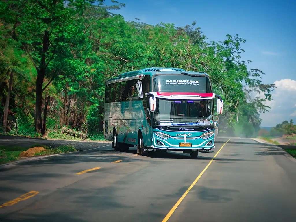 Lombok Bus