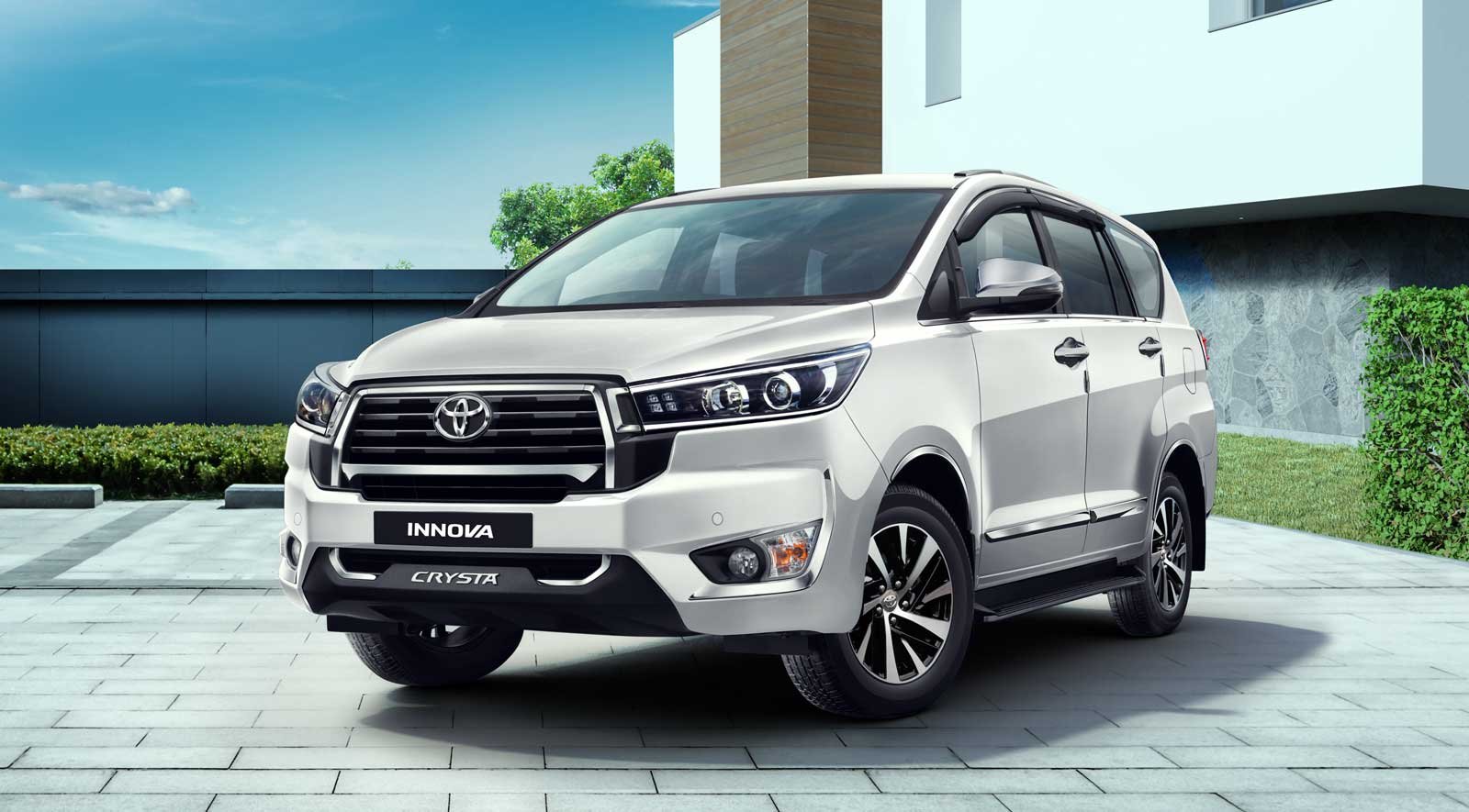 harga sewa Innova Reborn