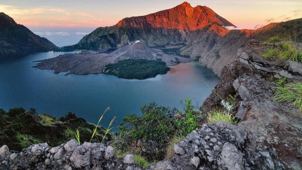 kawah Gunung Rinjani