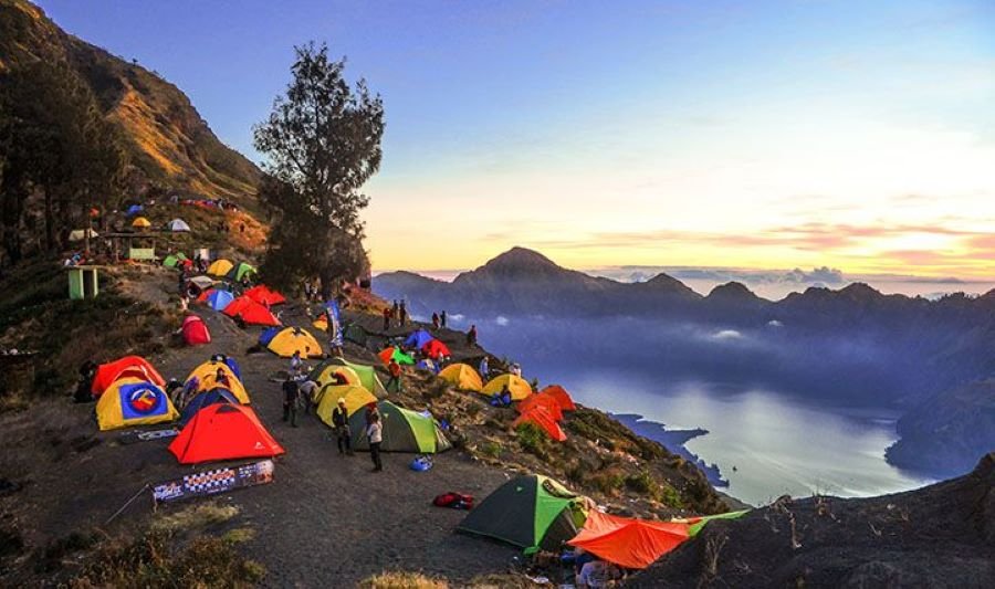 wisata pegunungan yang menarik banyak orang kecuali