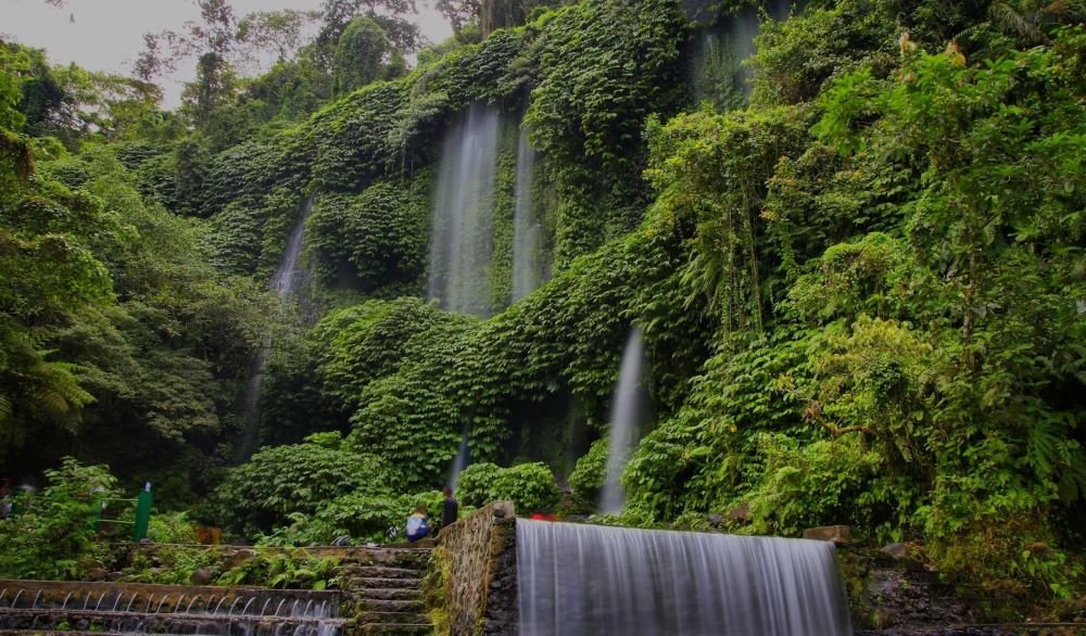air terjun Benang Kelambu