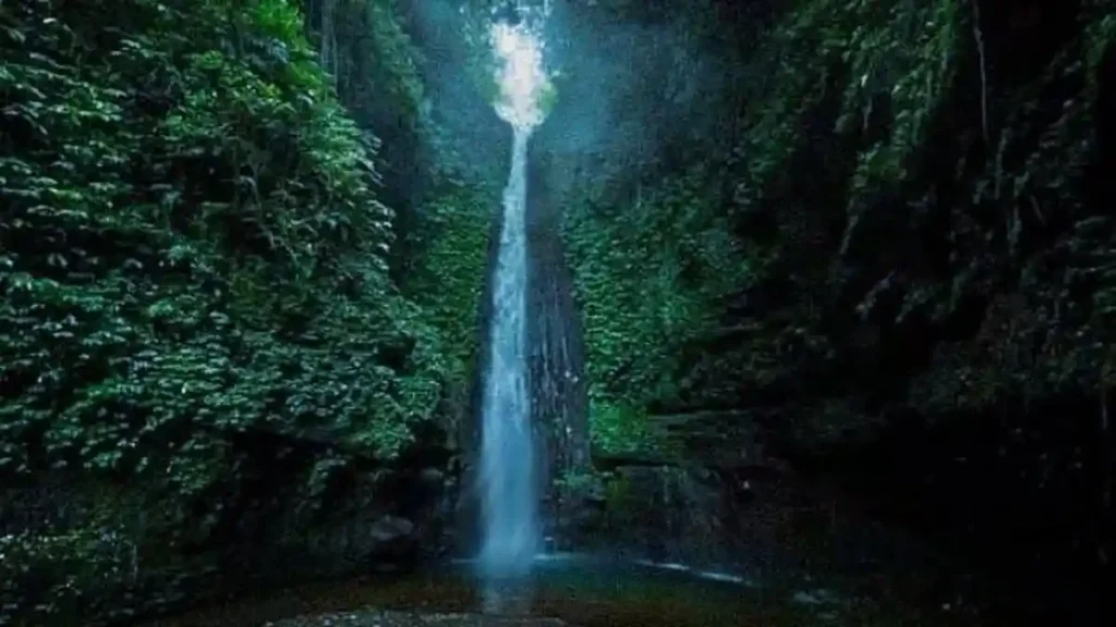 air terjun Lombok Timur
