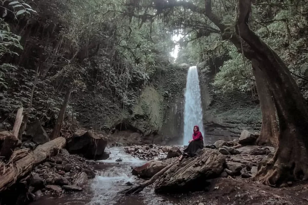 air terjun di Lombok Timur