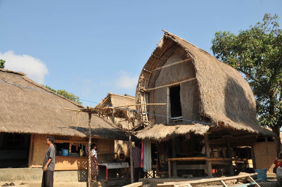 nama rumah adat Lombok