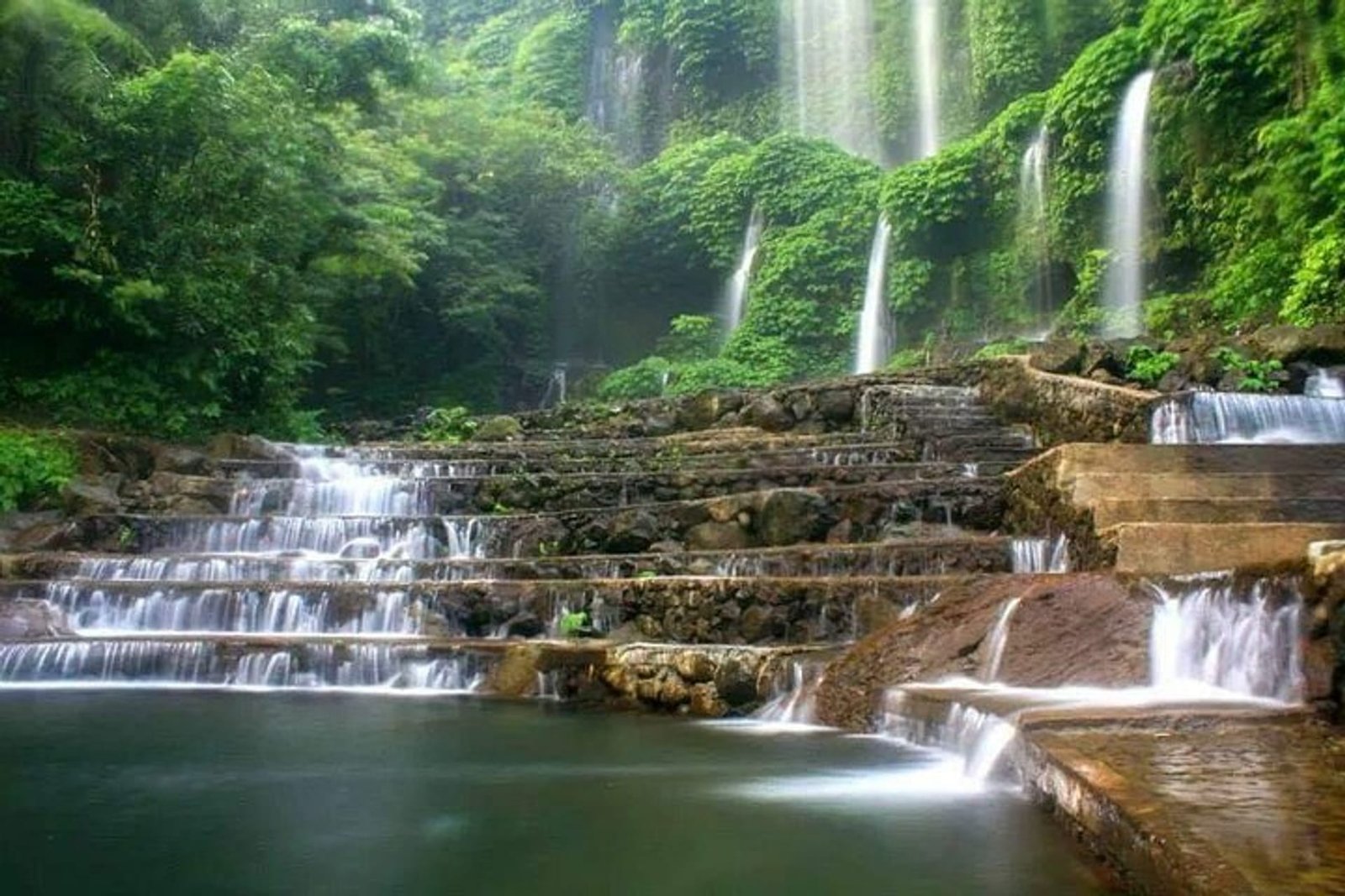 Air Terjun Benang Stokel