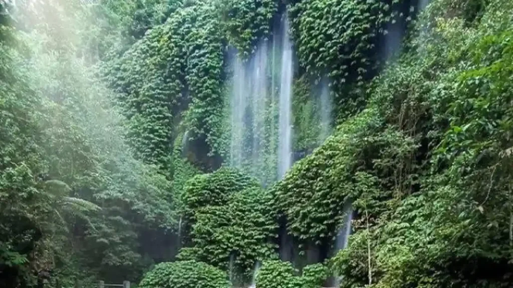 Benang Kelambu Lombok