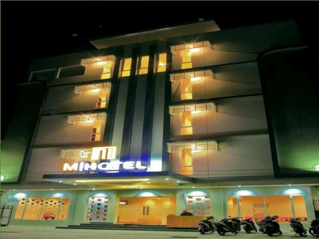 M Hotel Mataram
