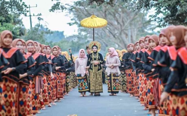 Merariq Adat Lombok Nikah Unik dan Penuh Makna