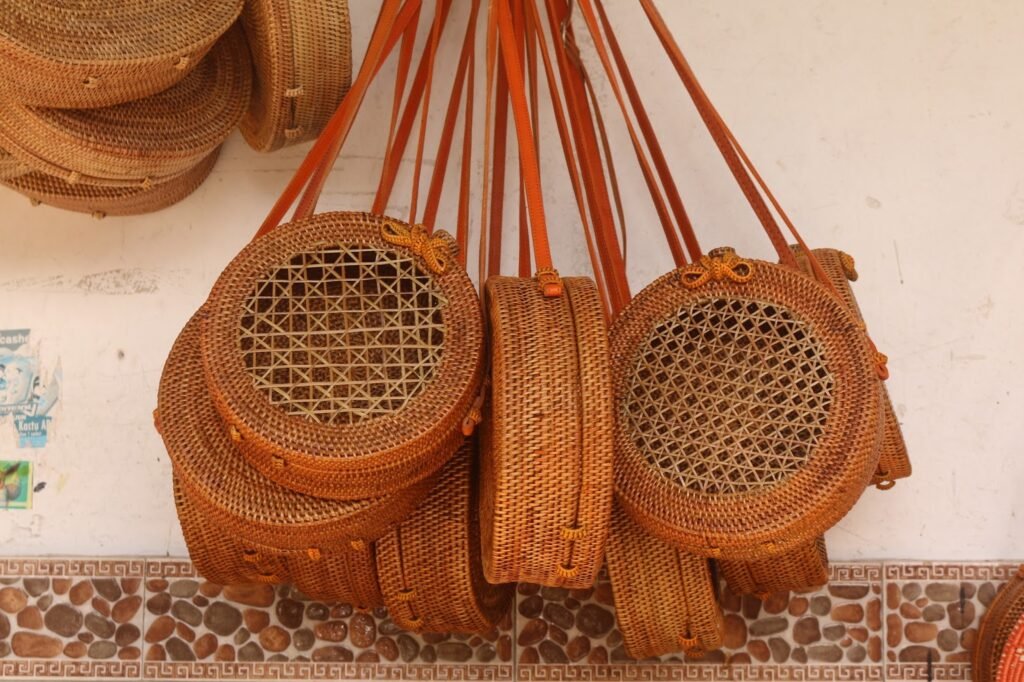 kerajinan khas Lombok