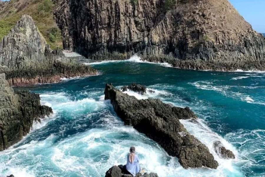 Pantai Semeti Lombok