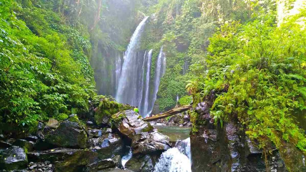air terjun di Lombok
