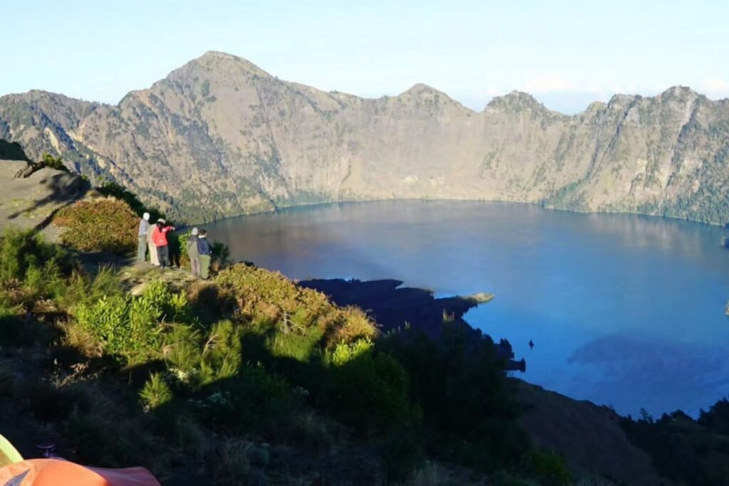 hiking Rinjani