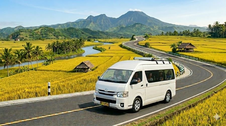 sewa mobil Toyota Hiace