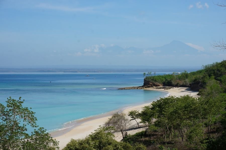 Pantai Planet Lombok Timur