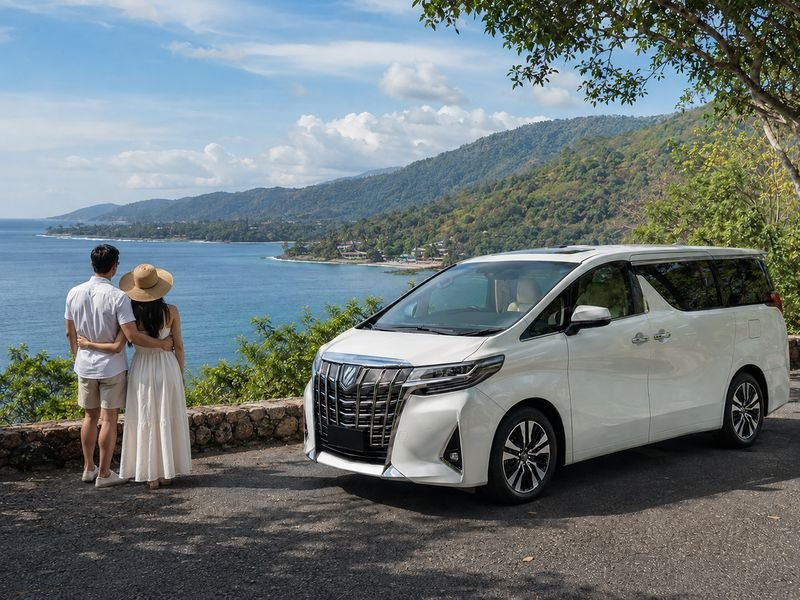 Sewa Mobil Alphard untuk pasangan