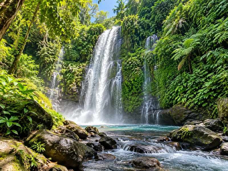 Air terjun Lombok Tengah