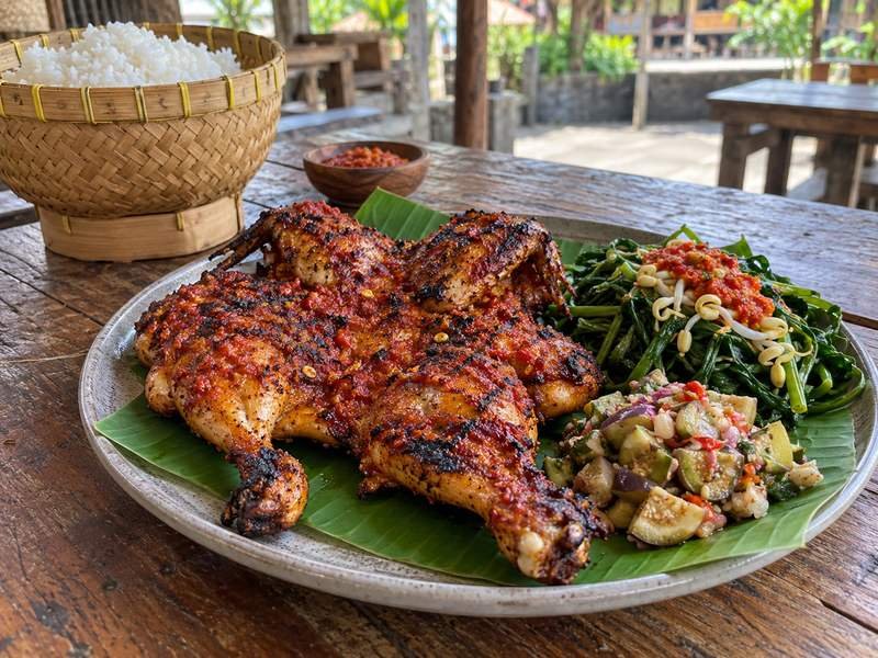 rumah makan ayam taliwang enak di Lombok